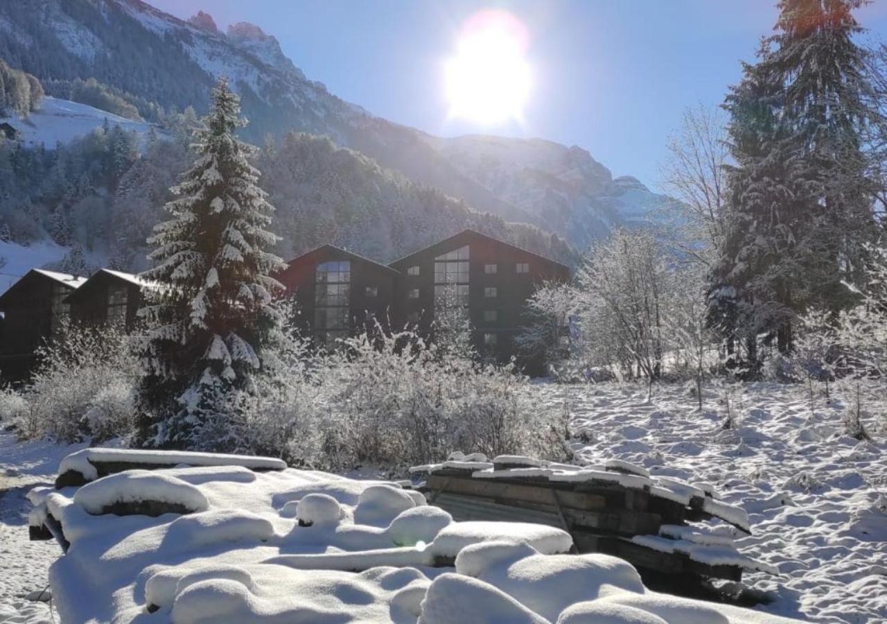 Aparthotel Mountain River Resort Val dʼIlliez 외부 사진