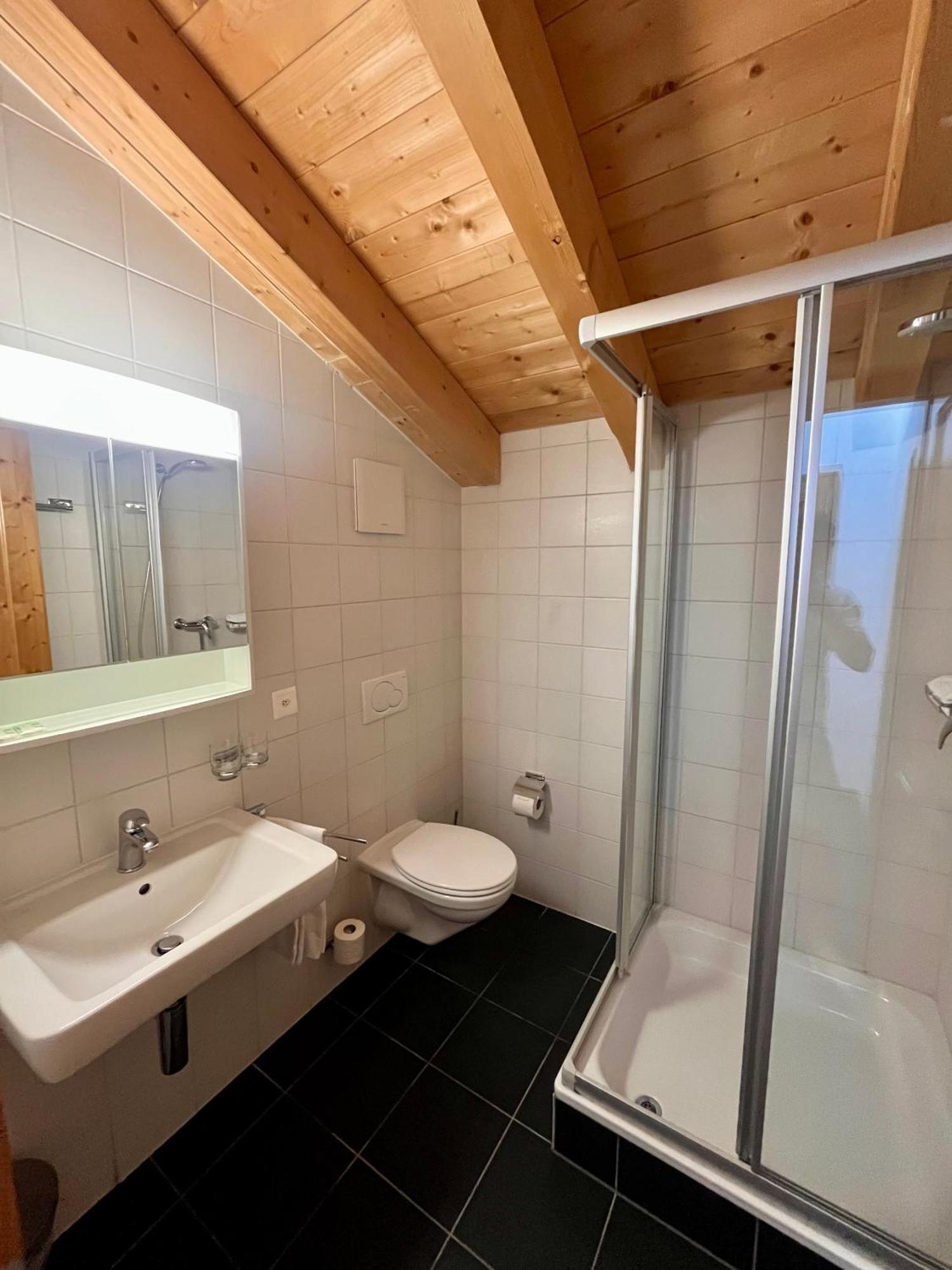 Aparthotel Mountain River Resort Val dʼIlliez 외부 사진