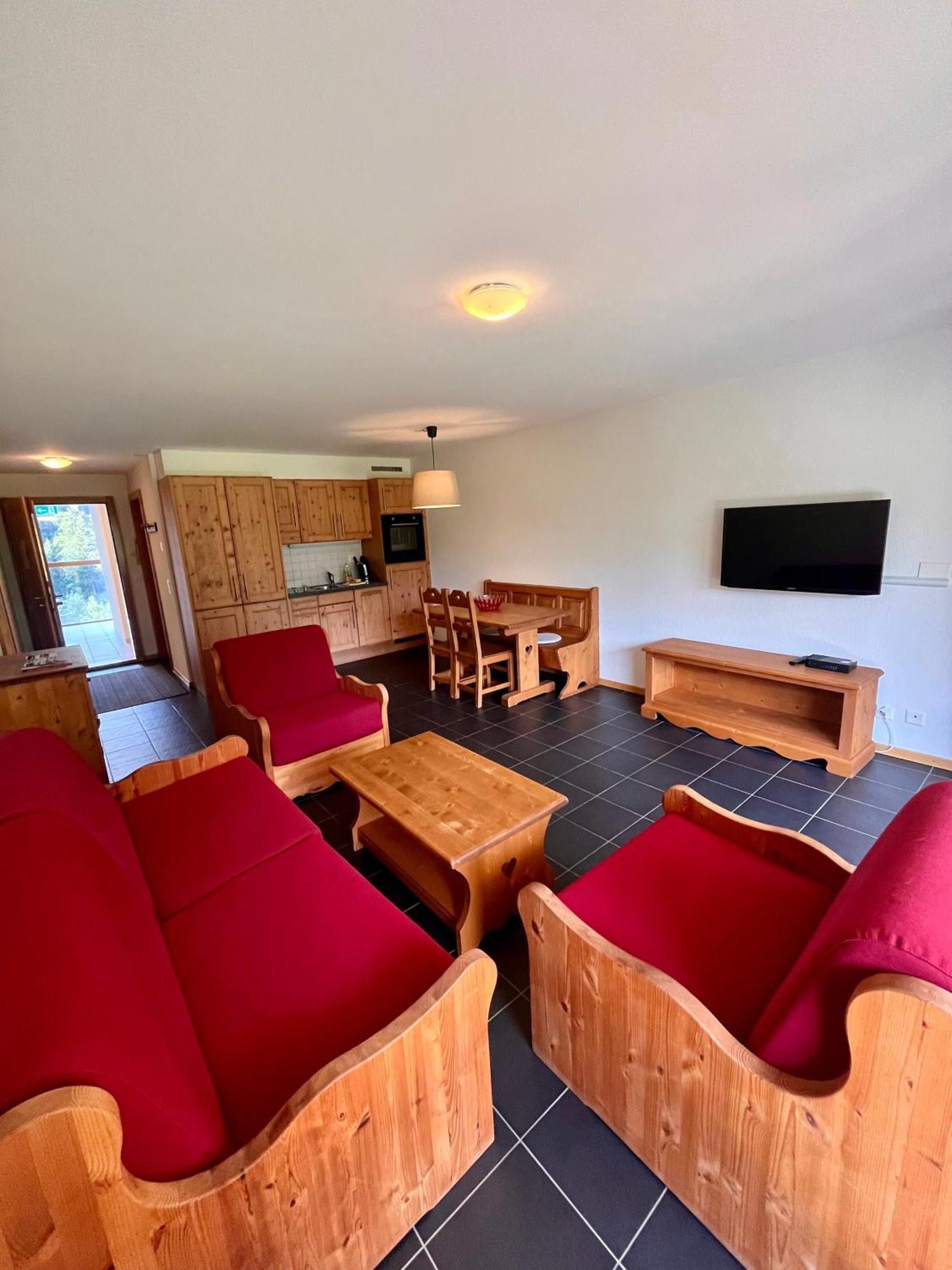 Aparthotel Mountain River Resort Val dʼIlliez 외부 사진