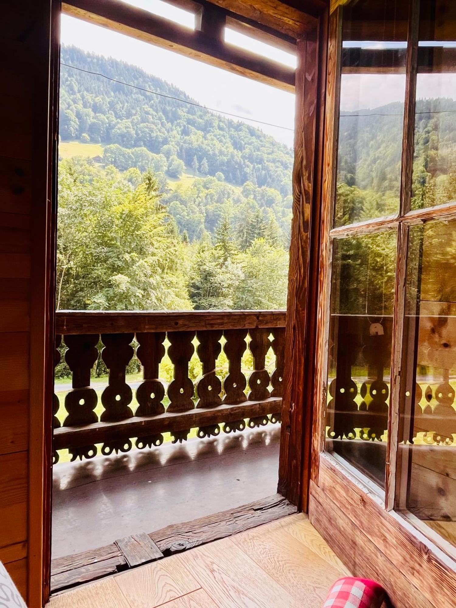 Aparthotel Mountain River Resort Val dʼIlliez 외부 사진