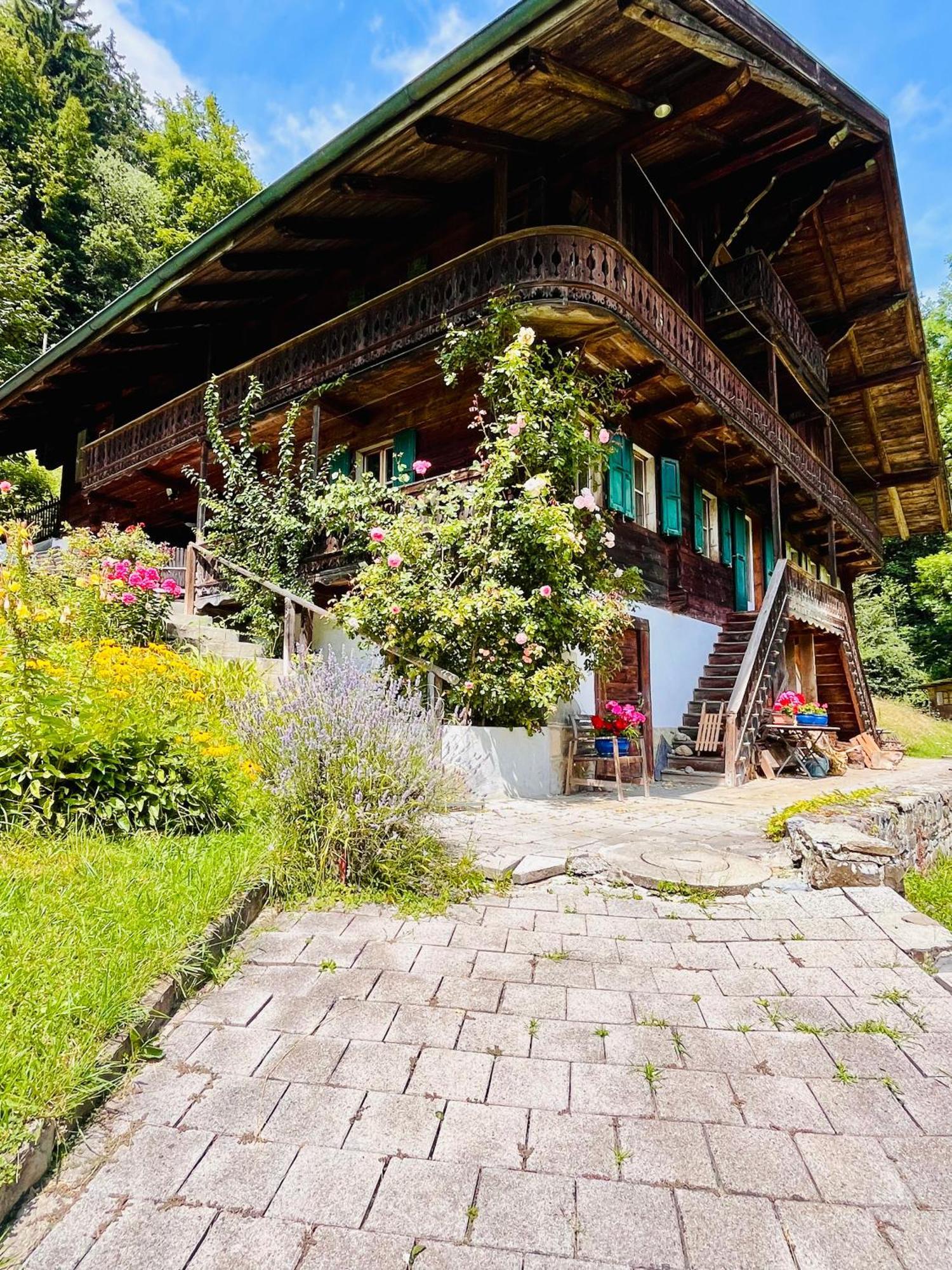 Aparthotel Mountain River Resort Val dʼIlliez 외부 사진